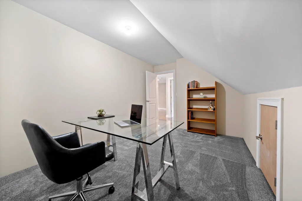 9 Chadwick Circle Windham NH 03087