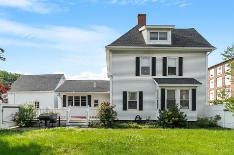 322 Mcgregor Street Manchester NH 03102