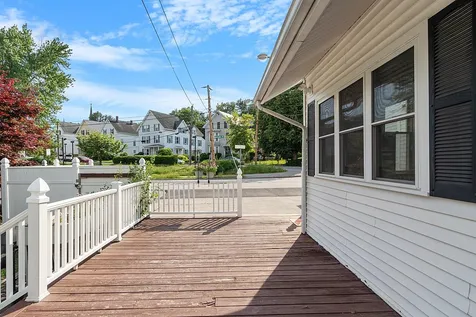 322 Mcgregor Street Manchester NH 03102