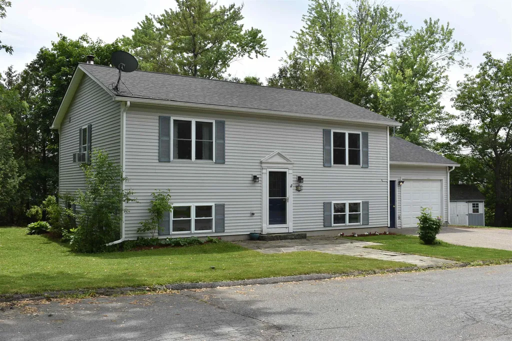 37 Danyow Drive Middlebury VT 05753