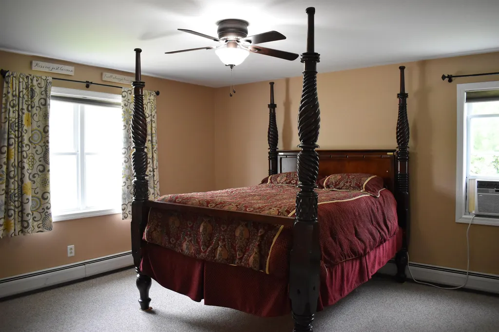 37 Danyow Drive Middlebury VT 05753