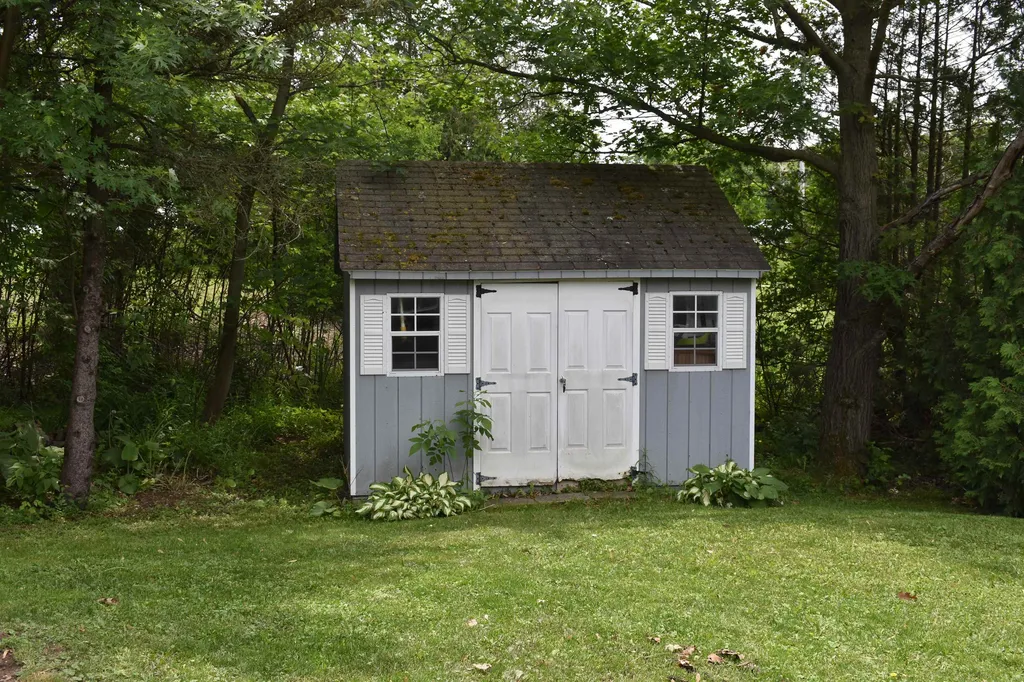 37 Danyow Drive Middlebury VT 05753