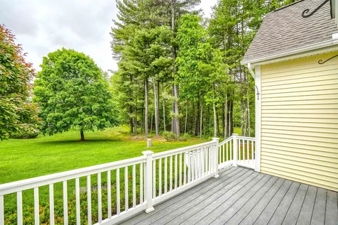 5 Summerfield Way Amherst NH 03031
