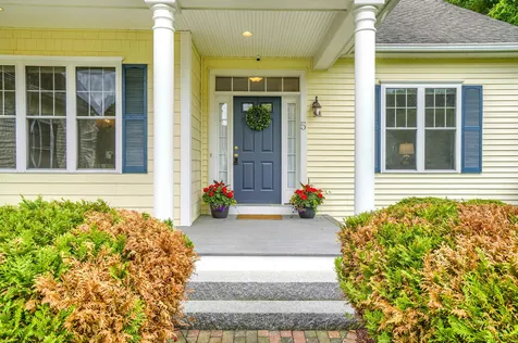 5 Summerfield Way Amherst NH 03031
