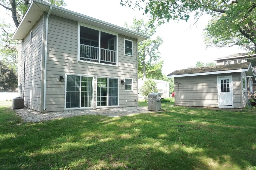 447 River Road Colchester VT 05446