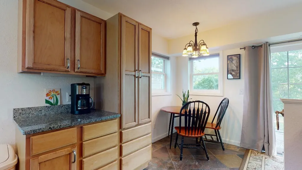 447 River Road Colchester VT 05446