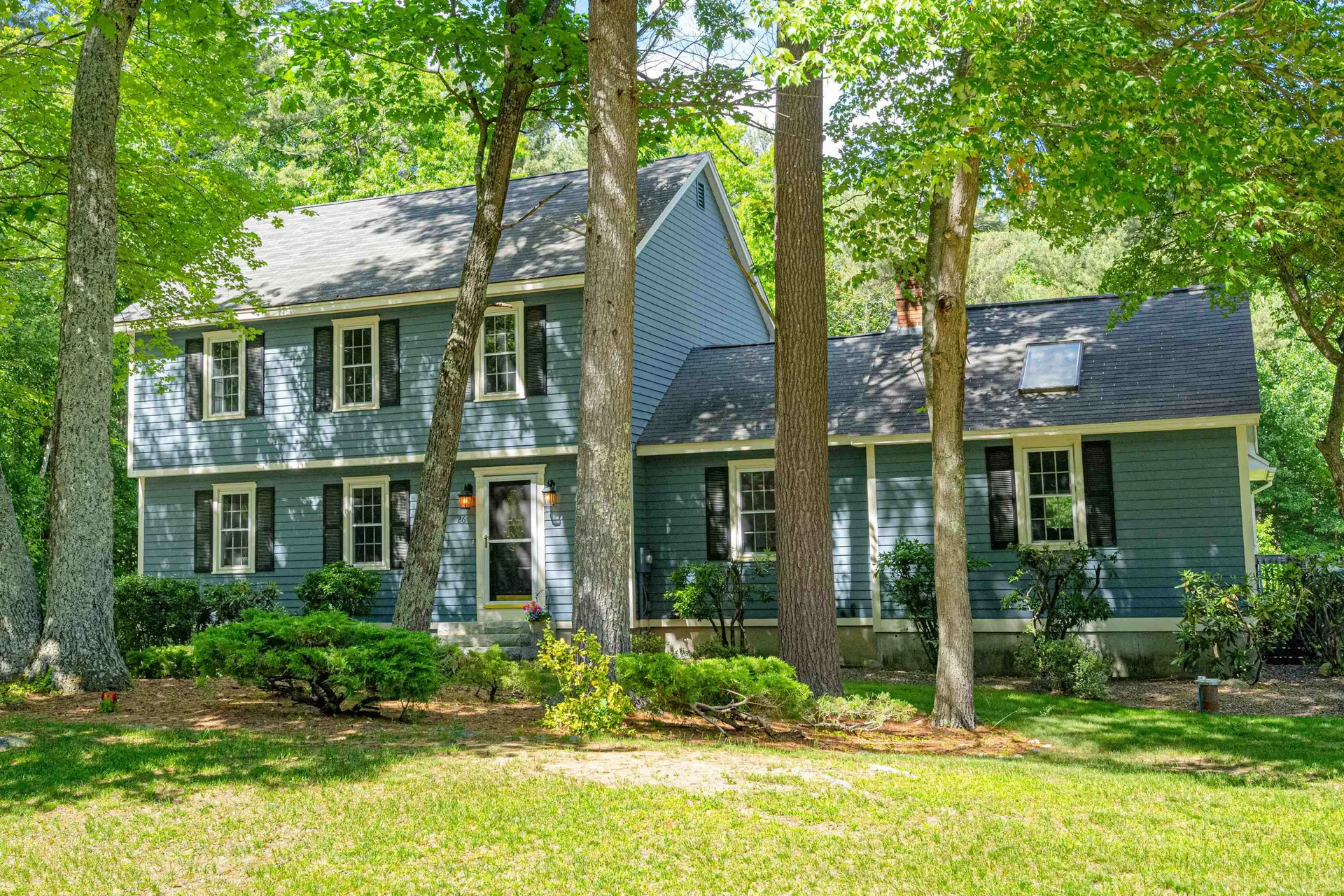26 Lawson Farm Road Londonderry NH 03053