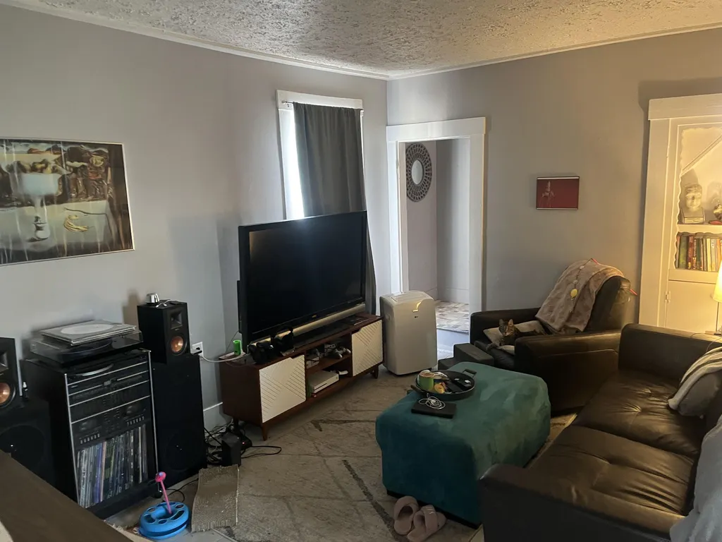 18 Maple Street Dover NH 03820