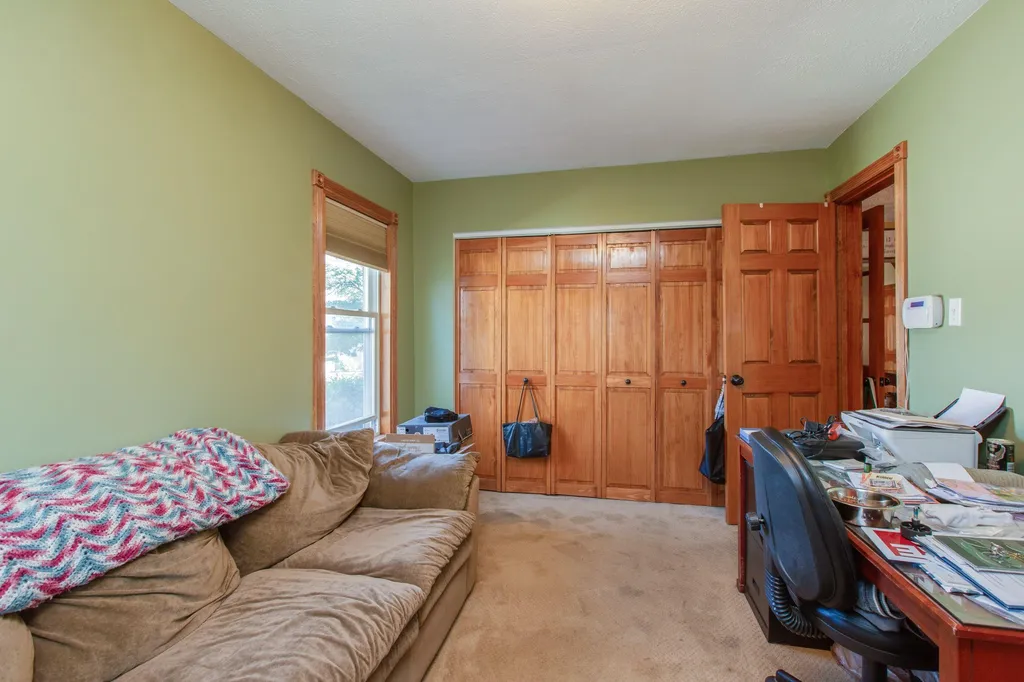 611 Howe Street Manchester NH 03103