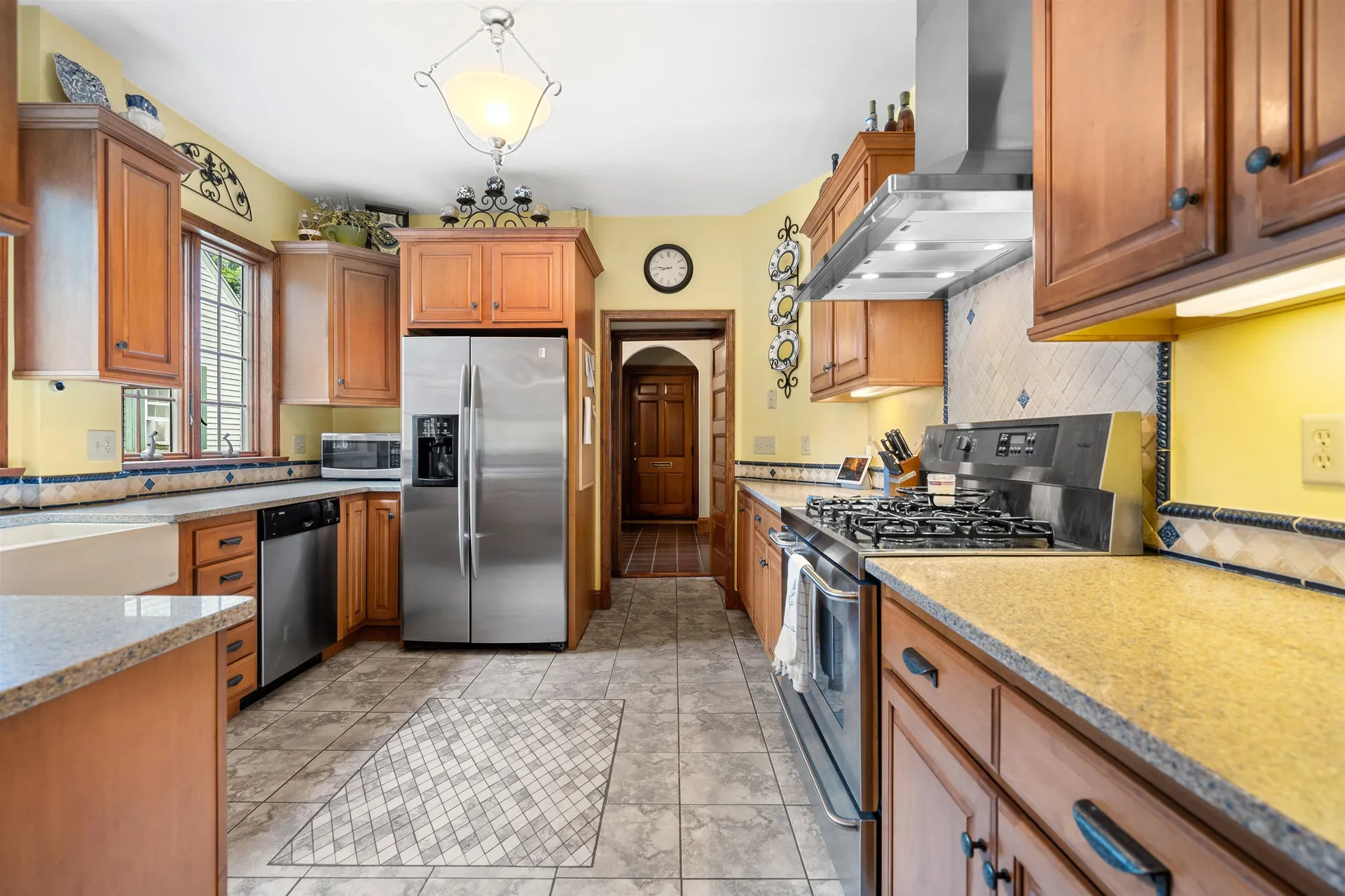 540 River Road Manchester NH 03104
