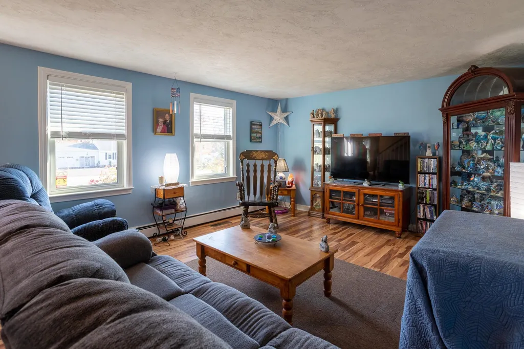 10 Maple Ridge Road Seabrook NH 03874