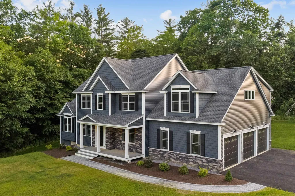 3 John King Drive Goffstown NH 03045