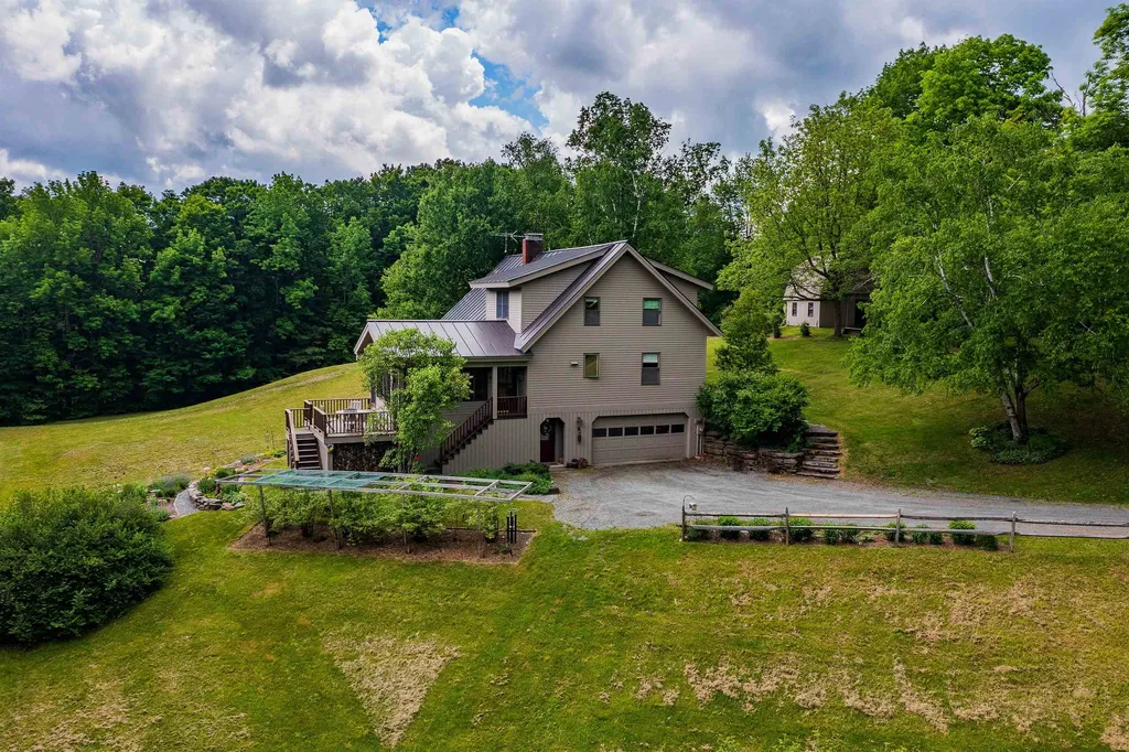 48 Tower Road Barnard VT 05031