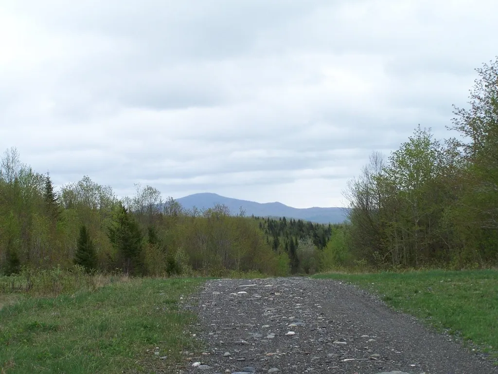 10 Farr Road Pittsburg NH 03592