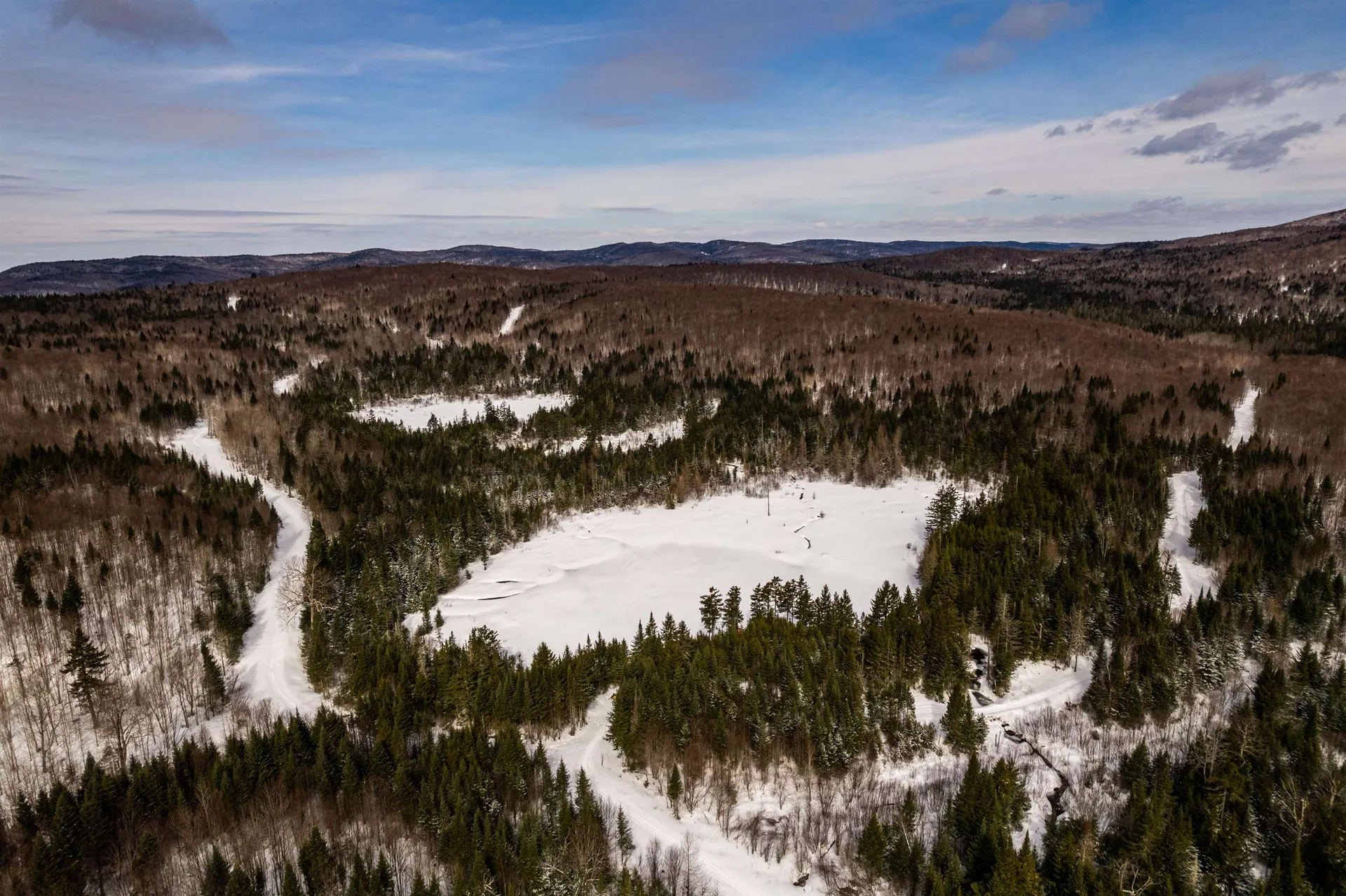 10 Farr Road Pittsburg NH 03592