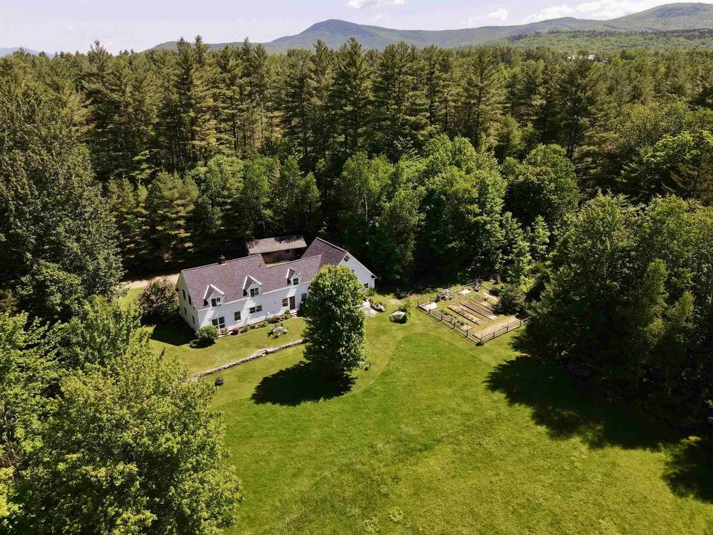 201 Strong Road Waitsfield VT 05673