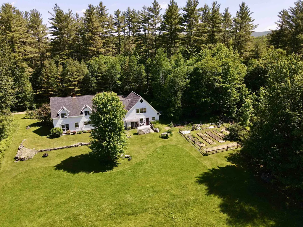 201 Strong Road Waitsfield VT 05673
