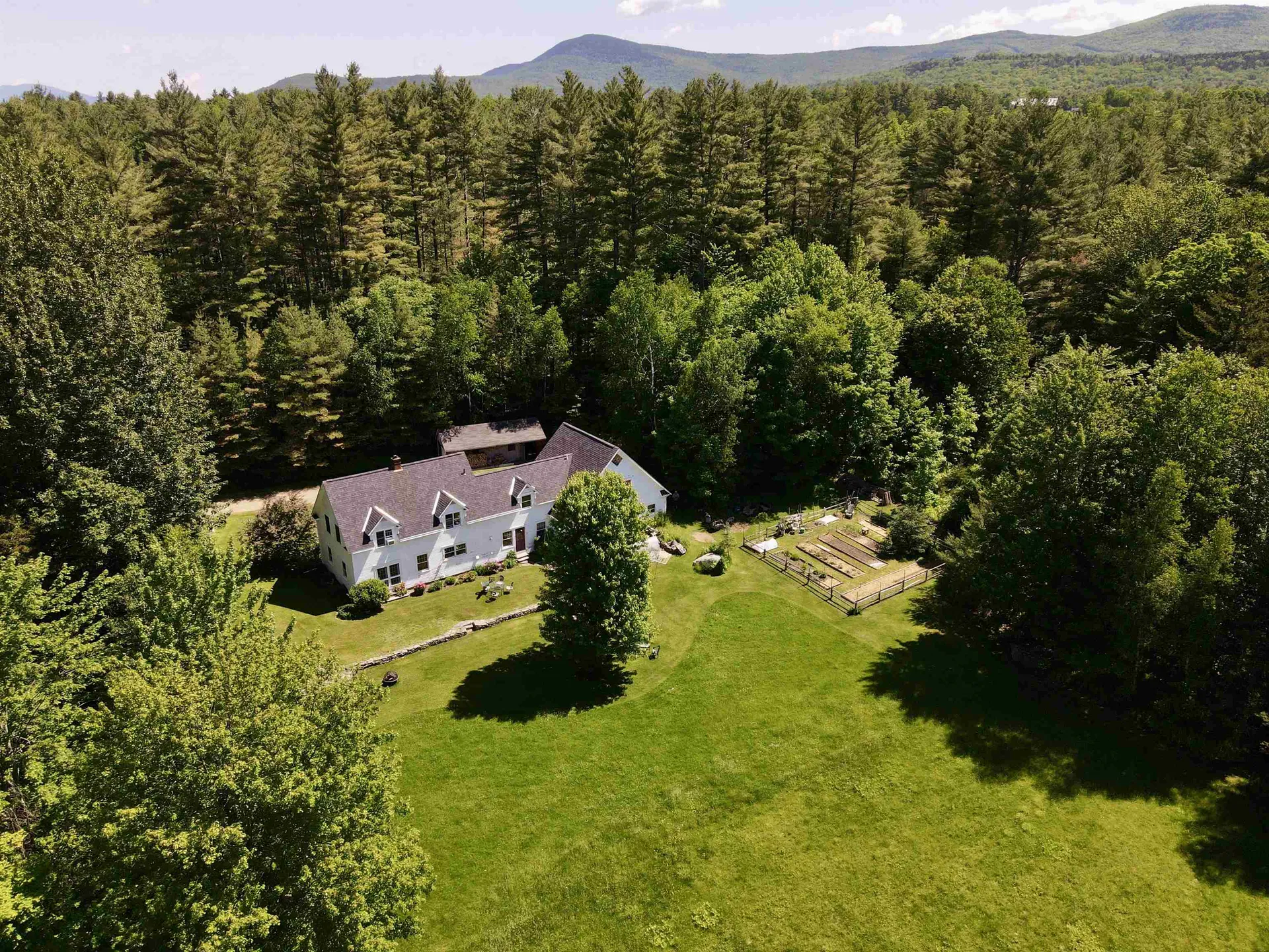 201 Strong Road Waitsfield VT 05673