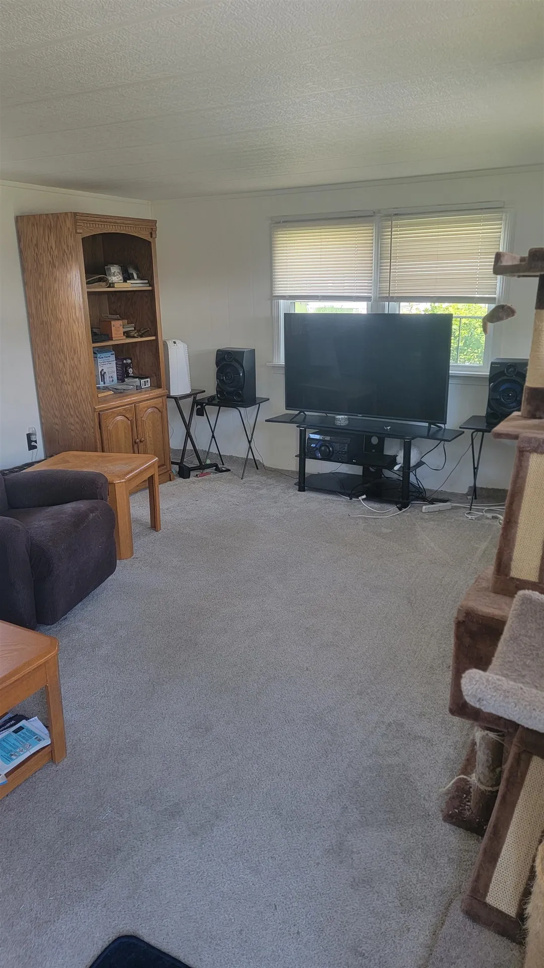 15 Upham Place Claremont NH 03743