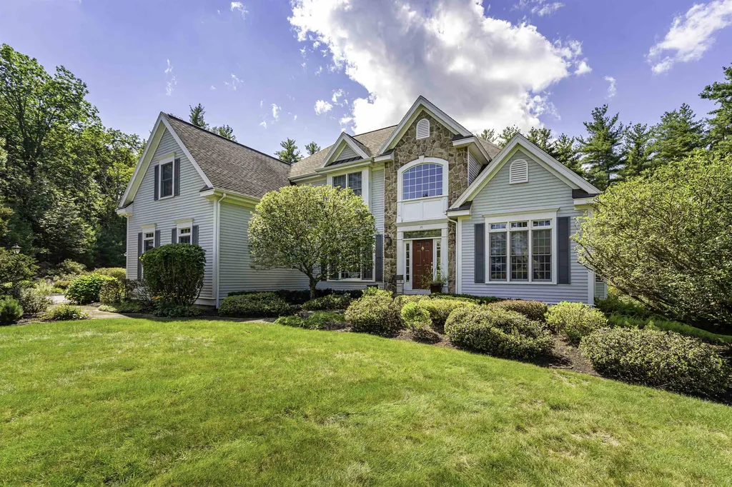 15 Homestead Hill Road Bedford NH 03110