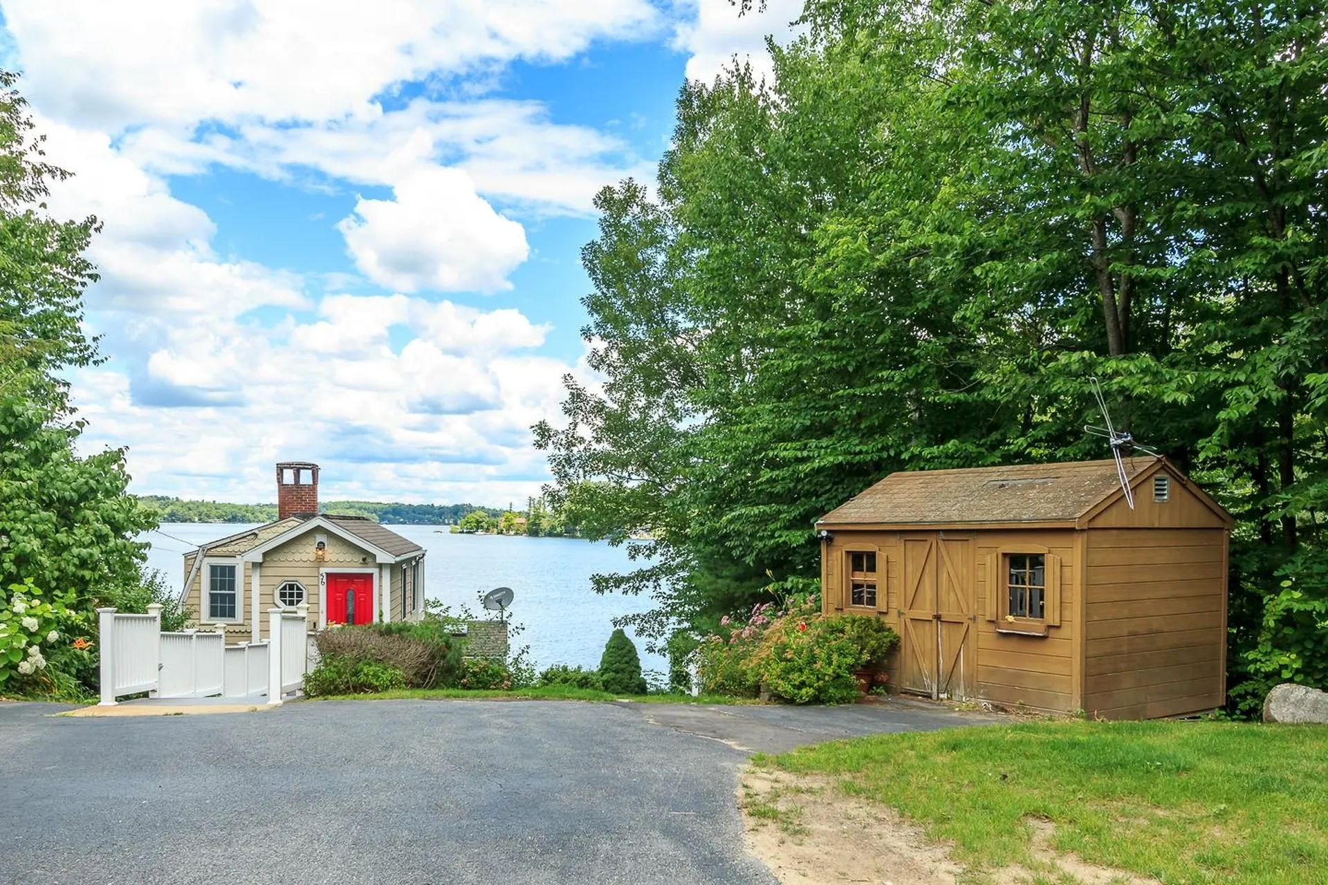 56 South Shore Road Salem NH 03079