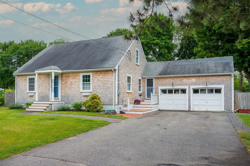 5 Cogger Street Hampton NH 03842
