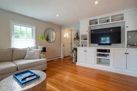 5 Cogger Street Hampton NH 03842