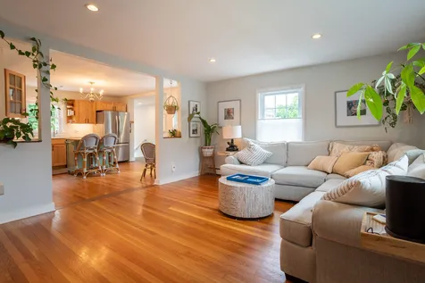 5 Cogger Street Hampton NH 03842