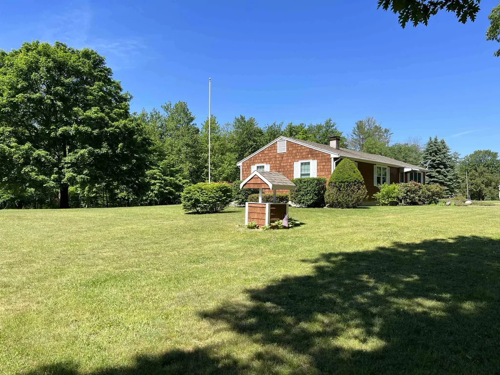 34 Parker Mountain Road Strafford NH 03884