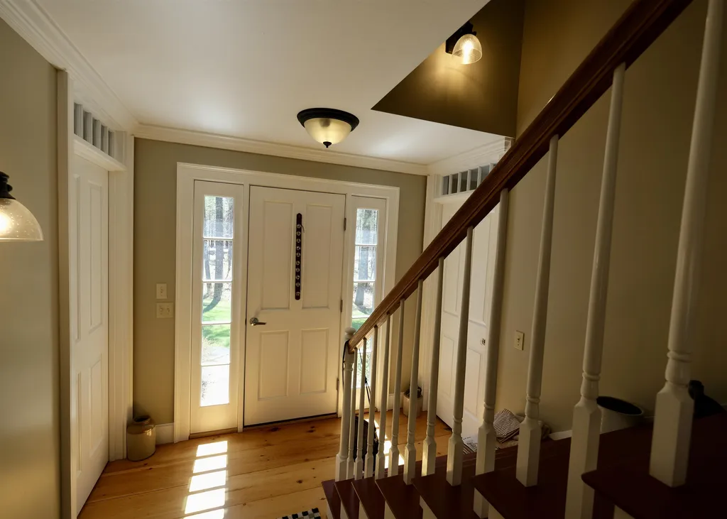 287 Middle Road Tuftonboro NH 03816