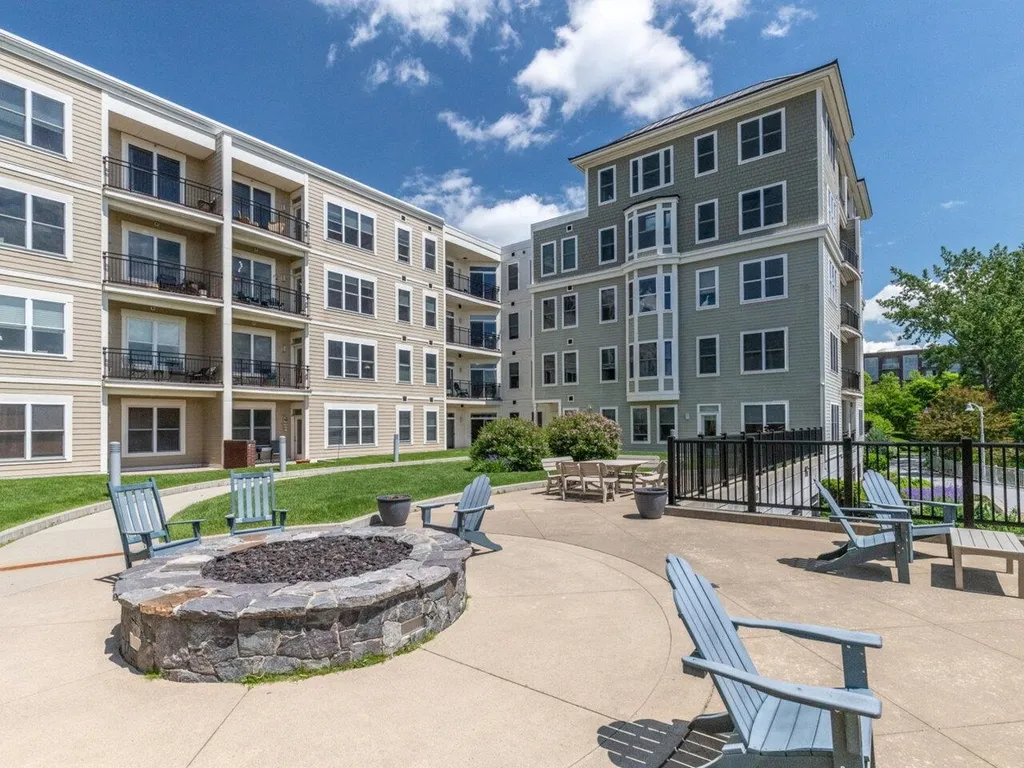60 Winooski Falls Way Winooski VT 05404