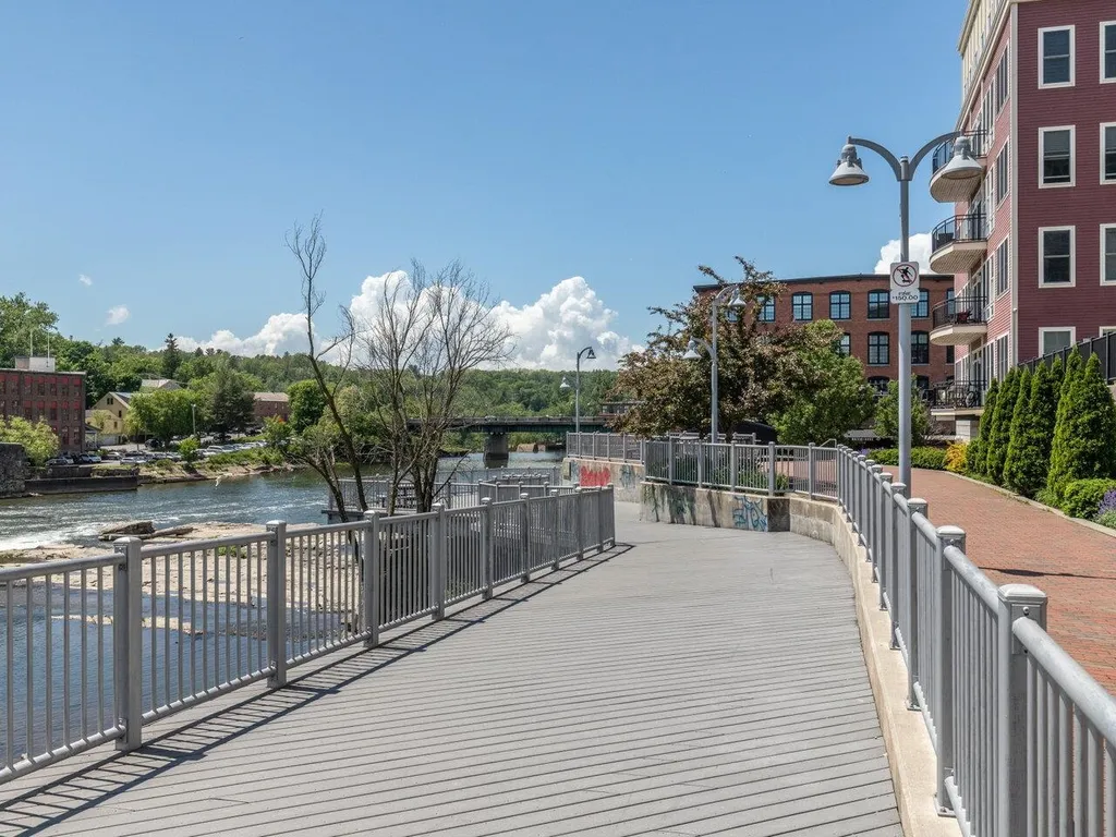 60 Winooski Falls Way Winooski VT 05404