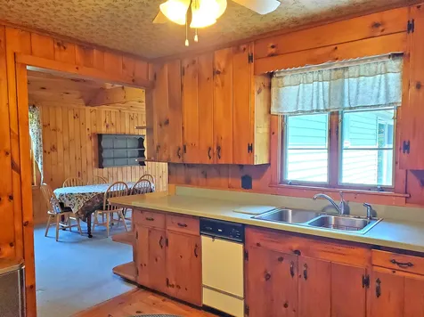 85 Tyler Street Brattleboro VT 05301