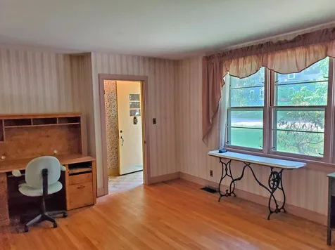 85 Tyler Street Brattleboro VT 05301