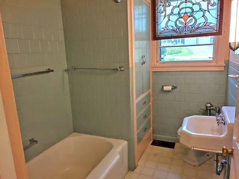 85 Tyler Street Brattleboro VT 05301
