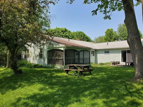 85 Tyler Street Brattleboro VT 05301