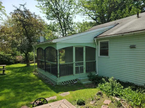 85 Tyler Street Brattleboro VT 05301