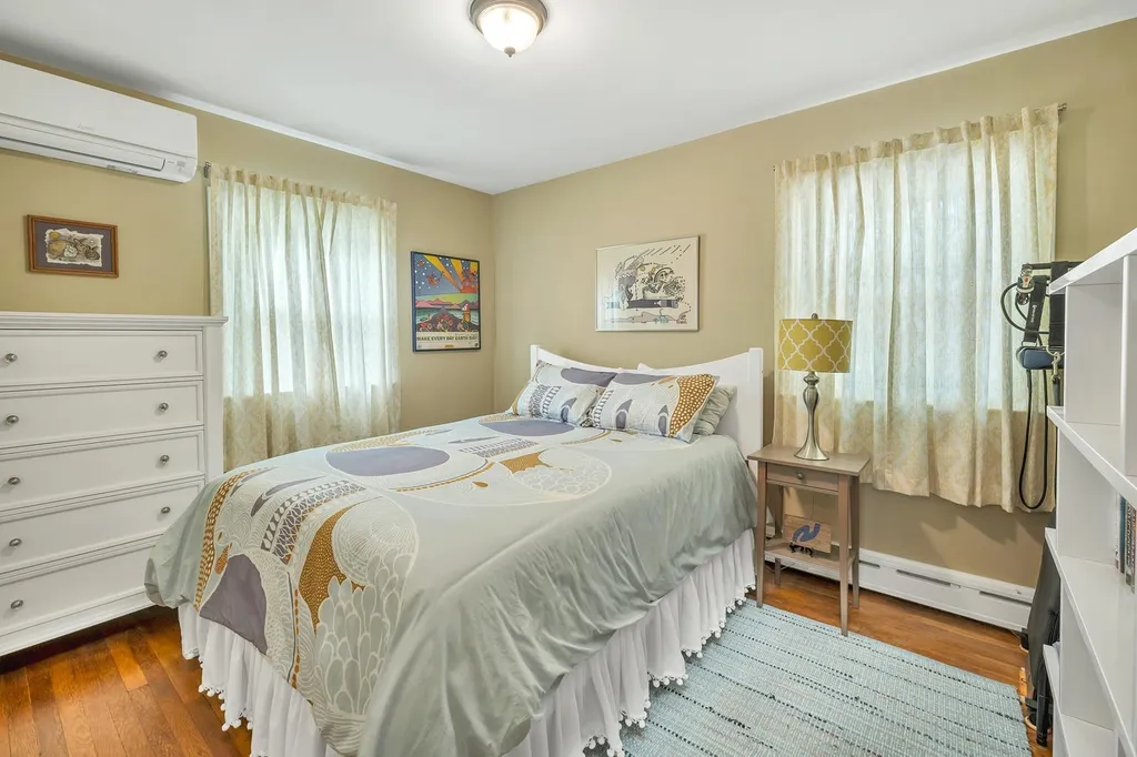 252 Holman Street Laconia NH 03246