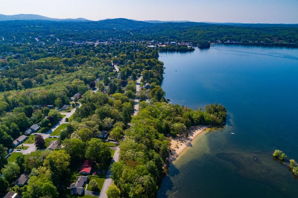 252 Holman Street Laconia NH 03246