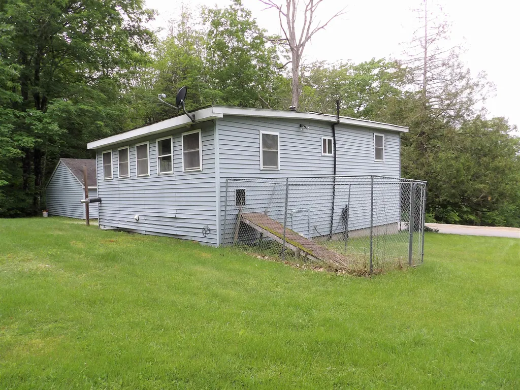 39 Gile Pond Road Franklin NH 03235