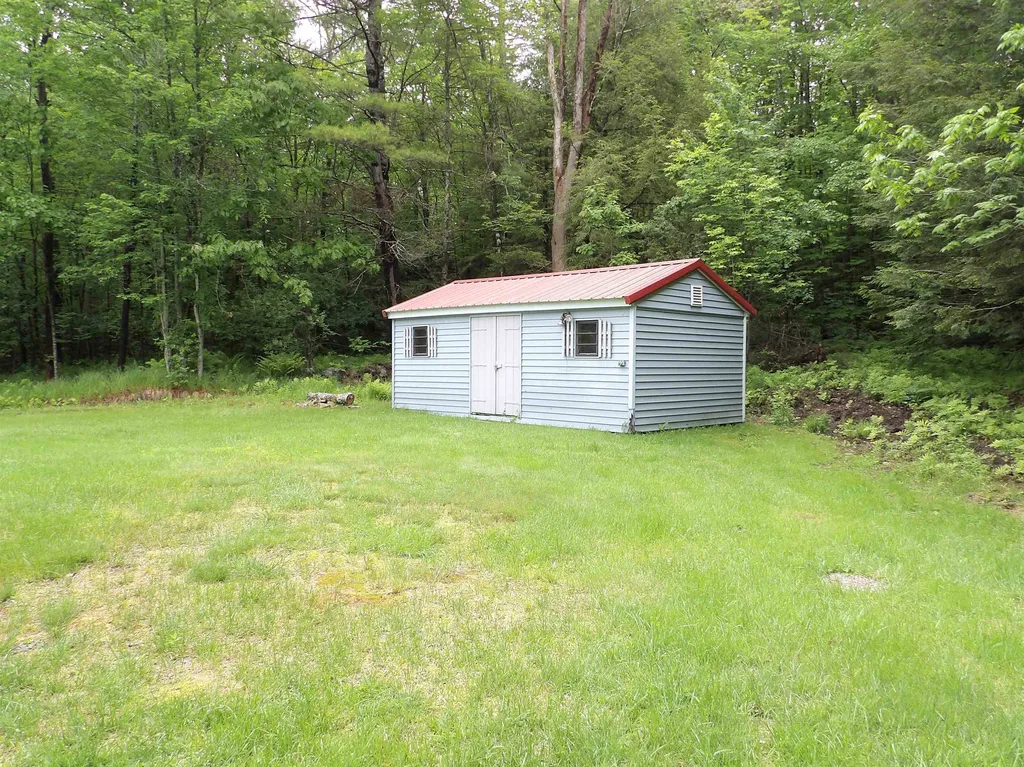 39 Gile Pond Road Franklin NH 03235