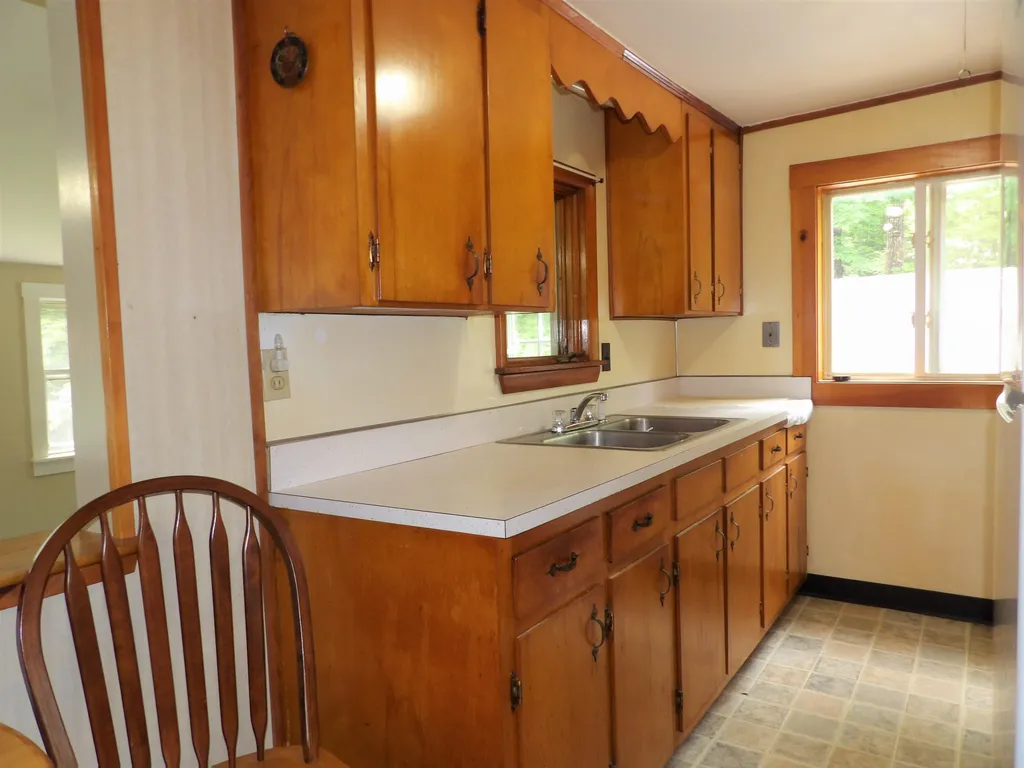 39 Gile Pond Road Franklin NH 03235