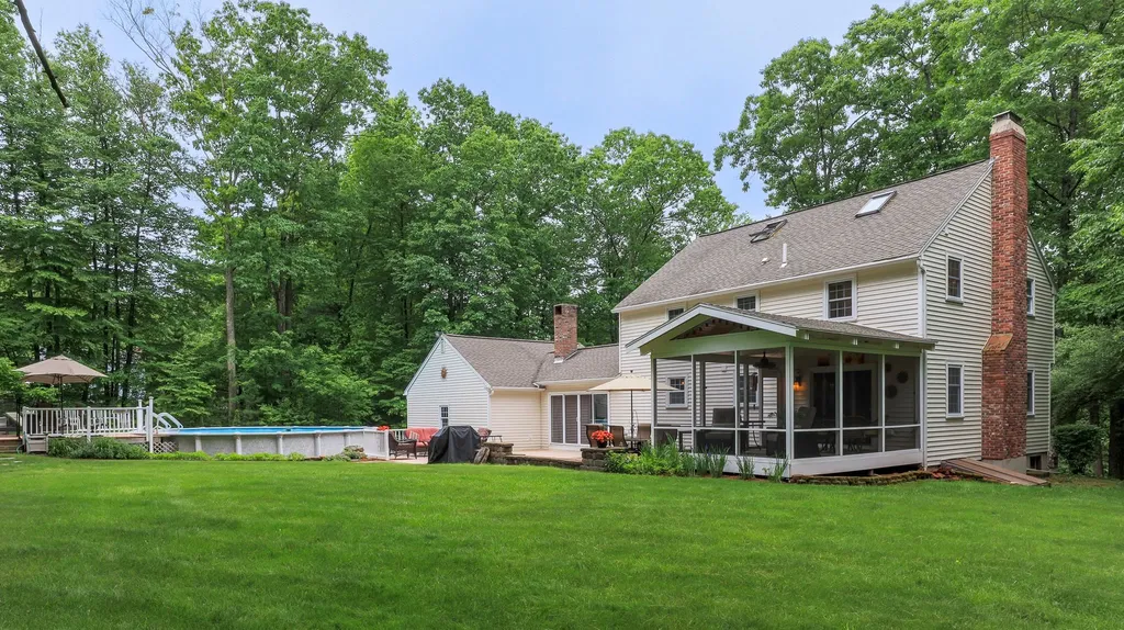 40 Naticook Road Merrimack NH 03054