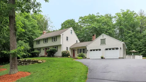 40 Naticook Road Merrimack NH 03054
