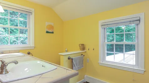 40 Naticook Road Merrimack NH 03054