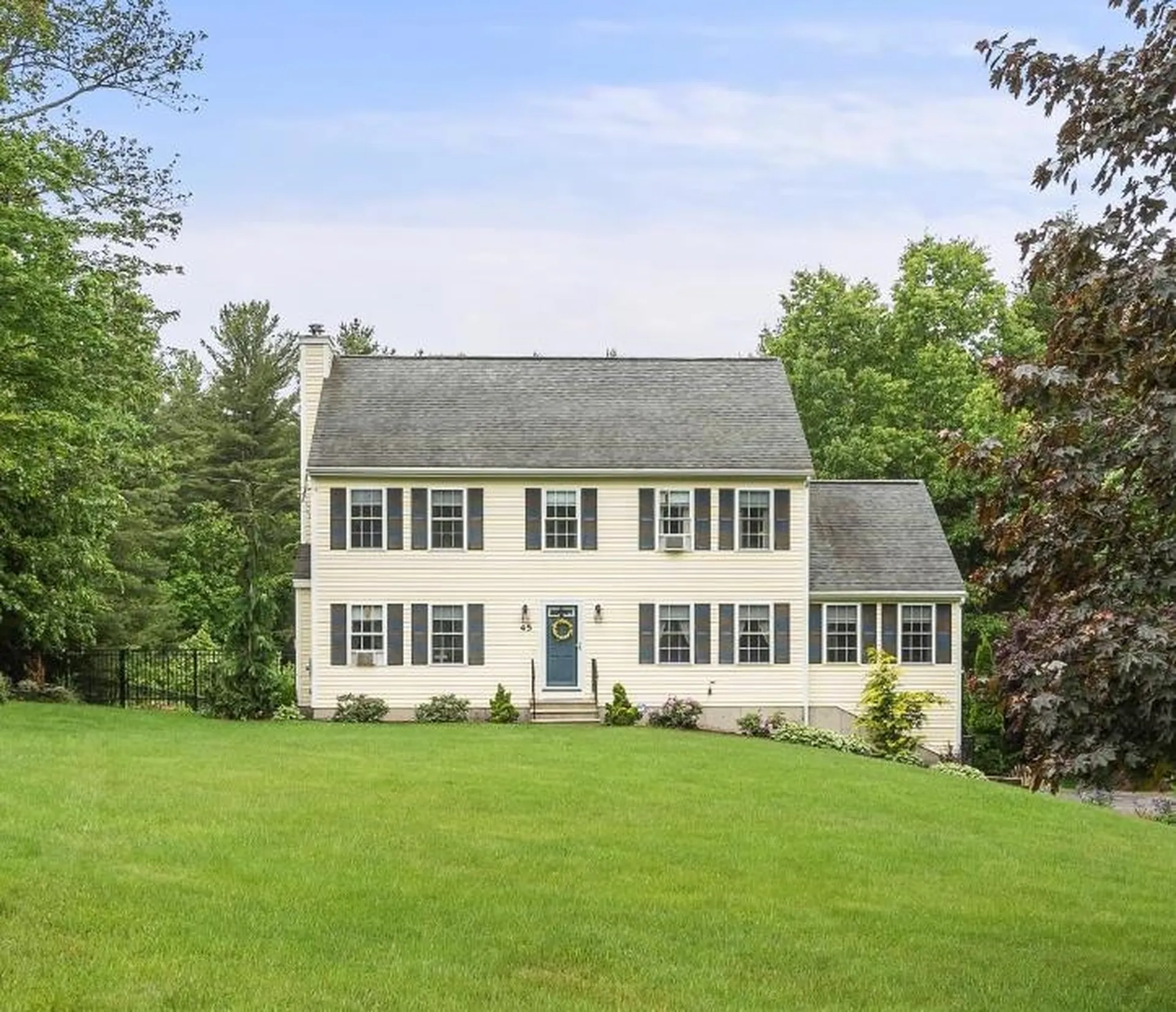 45 Williamine Drive Newton NH 03858