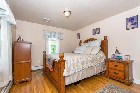 7 Cluff Road Salem NH 03079