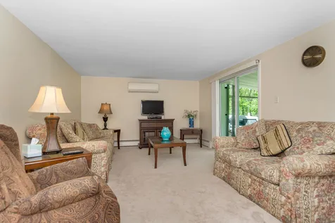 7 Cluff Road Salem NH 03079
