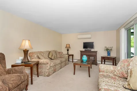7 Cluff Road Salem NH 03079