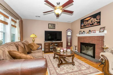 7 Cluff Road Salem NH 03079